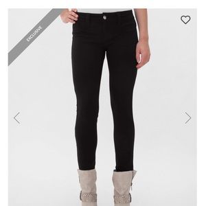 Daytrip Virgo Skinny Ponte Pant Black